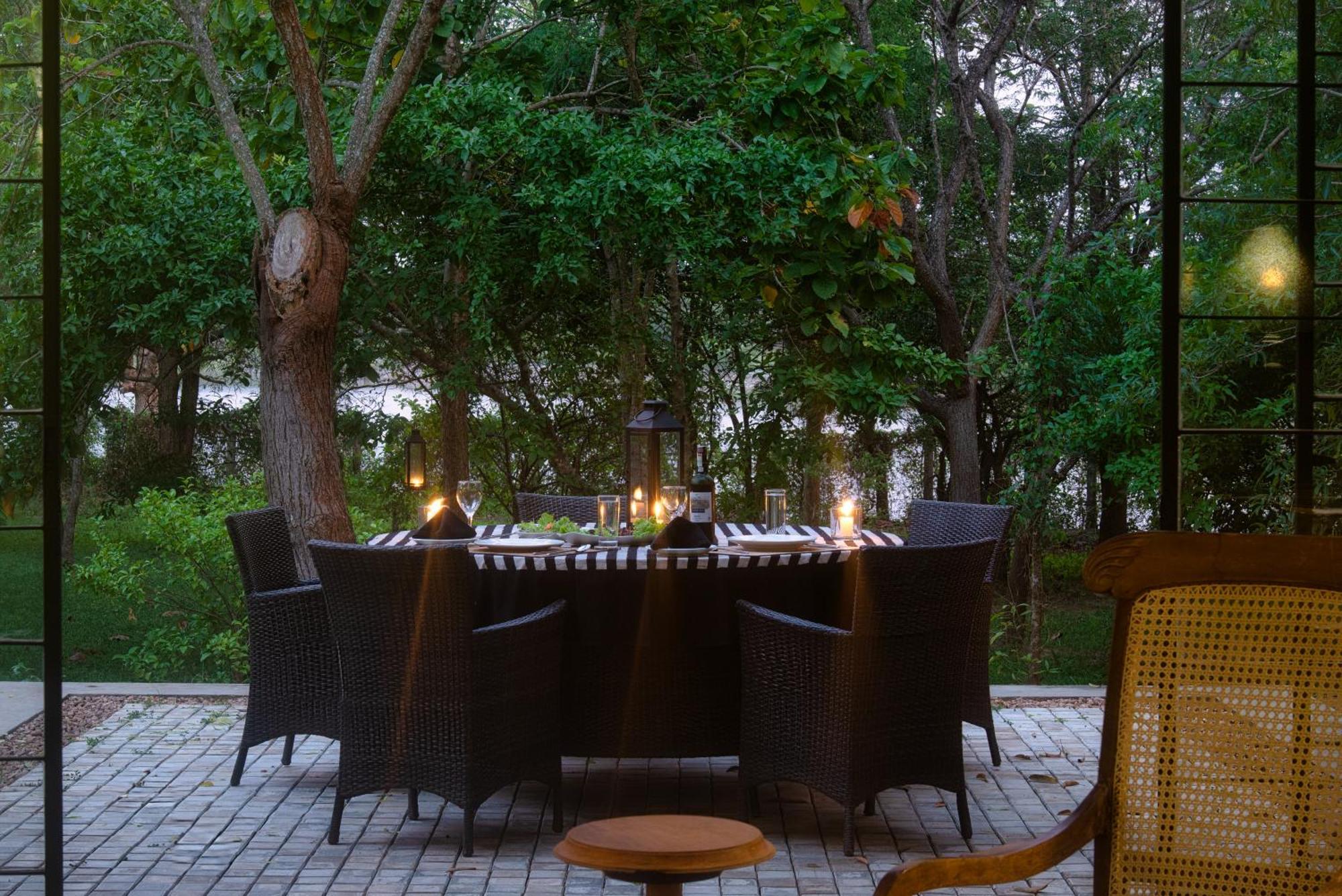 Neem Tree House Villa Kirinda  Luaran gambar